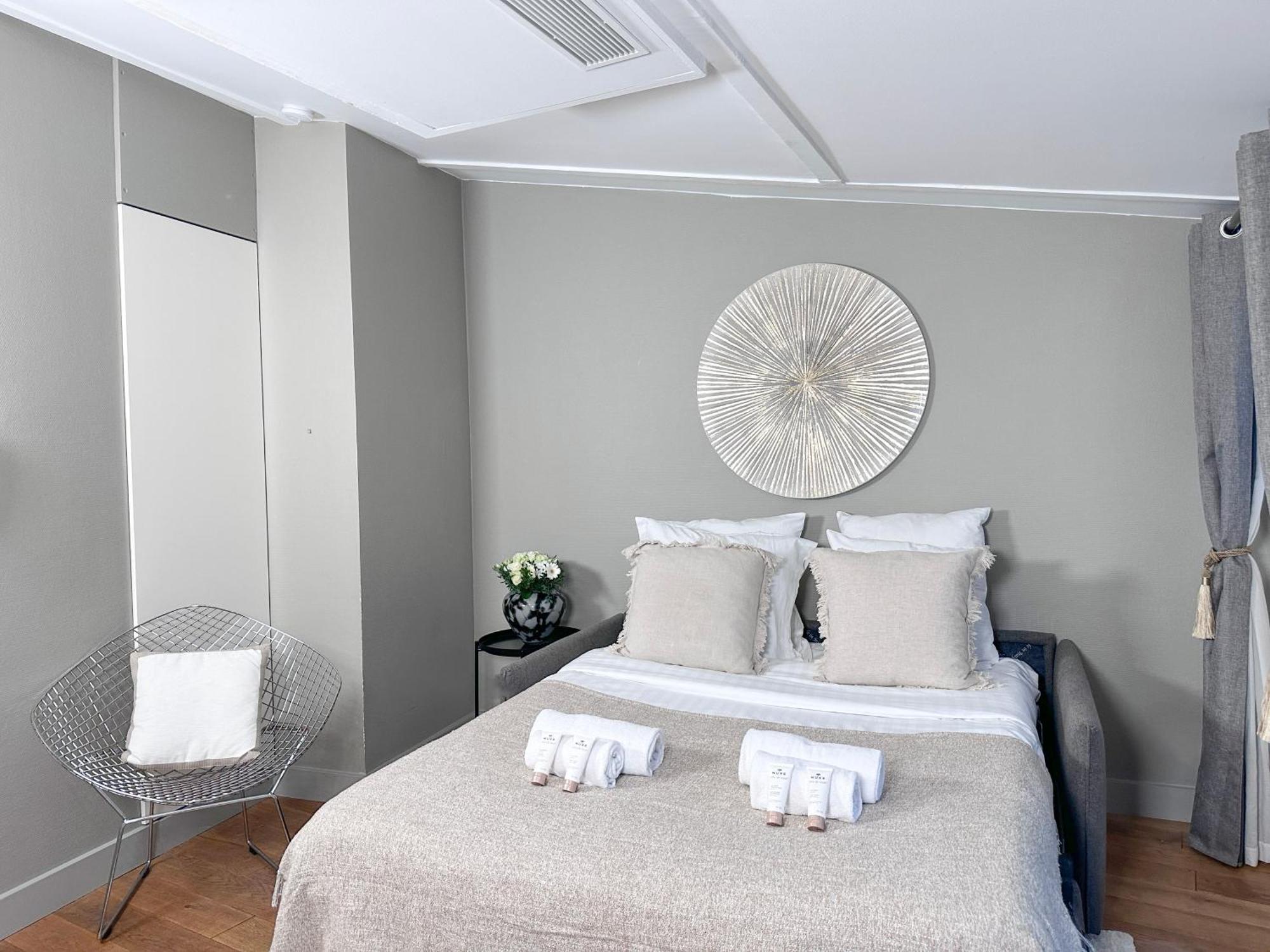 Apartament St Michel Paryż Zewnętrze zdjęcie