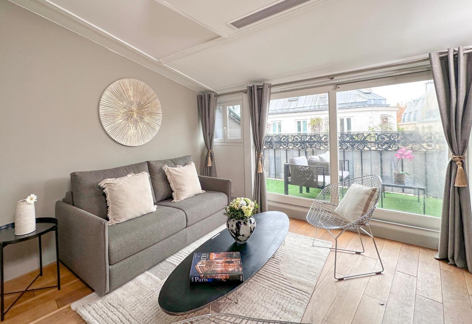Apartament St Michel Paryż Zewnętrze zdjęcie
