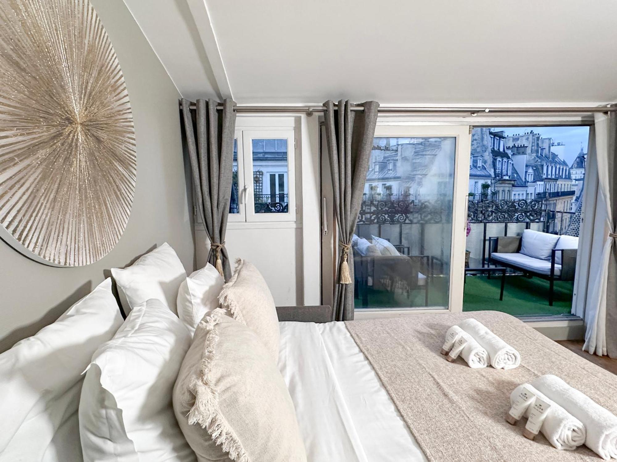 Apartament St Michel Paryż Zewnętrze zdjęcie